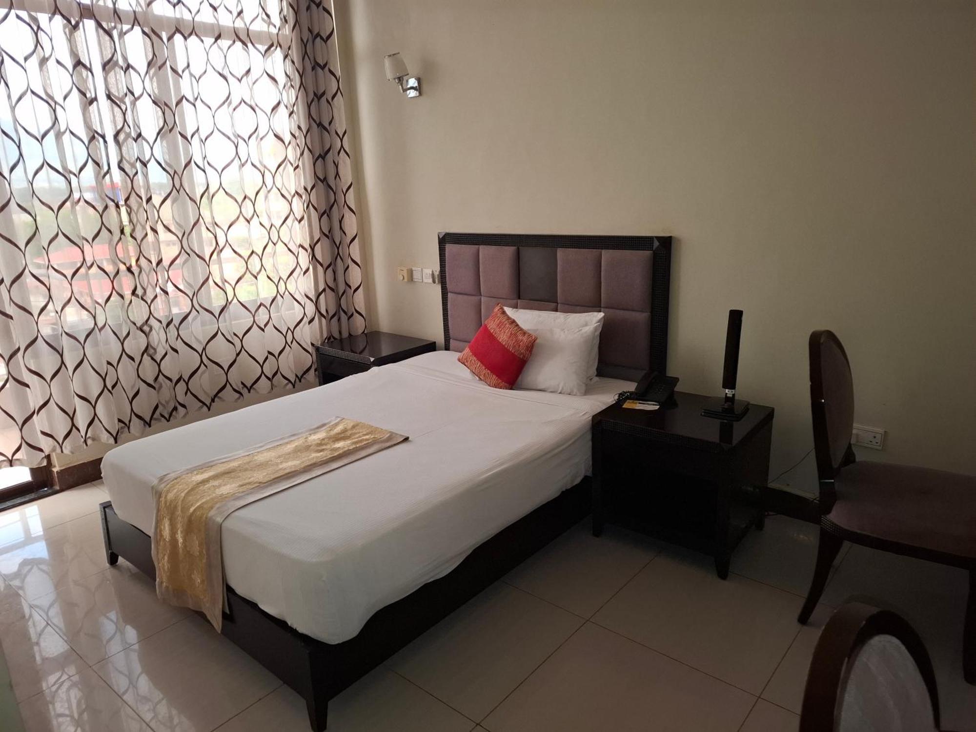 Flomi Hotel Morogoro Exterior photo